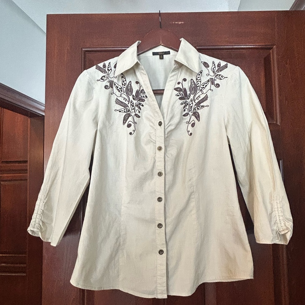 Reba Women’s Embroidered Button Front Cotton Blouse Cream Size S
